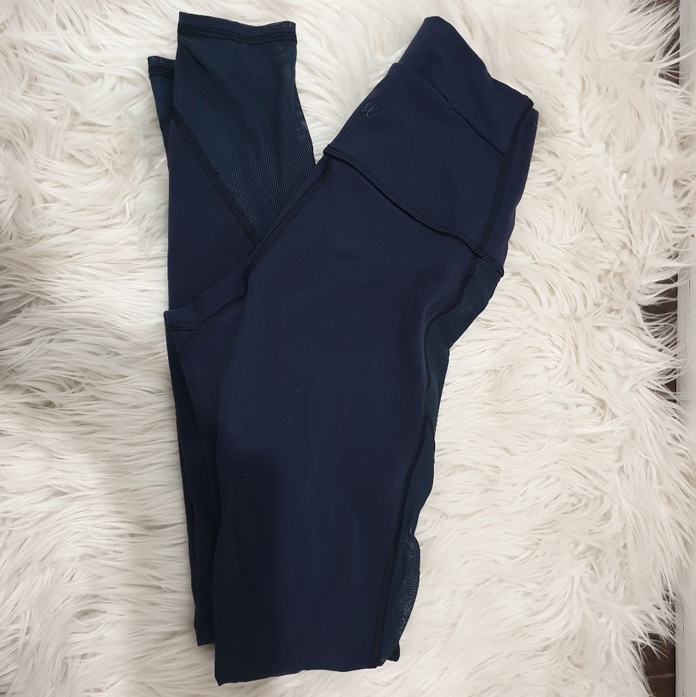 Size 4 Lululemon Athletica leggings